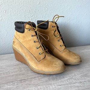 Timberland Women’s Earthkeepers Amston 6” Wedge Boot